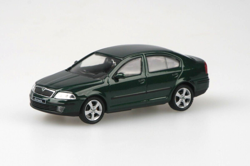 Abrex Škoda Octavia II 1:43 Zelená Natur Metalíza